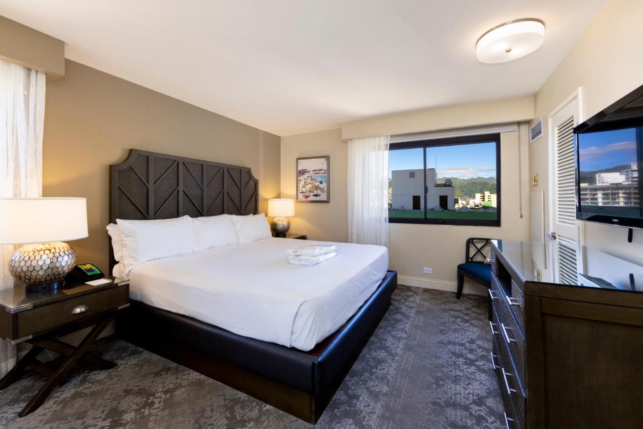 Ocean Front Spectacular Condo ホノルル エクステリア 写真